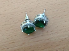 Pendientes clásicos de circonia cúbica para mujer, aretes redondos de cristal, color verde, Multicolor, AE176