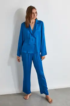 

Trendyol Double Breasted Satin Pajamas set THMAW21PT0345