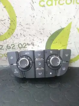 

100426A10104 Command Climate Opel Astra J Lim. Sport