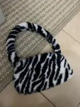 Bolso Vintage de invierno con patrón de cebra para mujer, bolsa inferior de hombro de felpa, bolso para el otoño, de piel suave y cálida