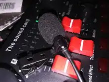 Mini micrófono de solapa con Clip Lavalier, condensador con enchufe de 3,5mm para iPhone, iPad, Android, Smartphone, cámara DSLR, PC y portátil