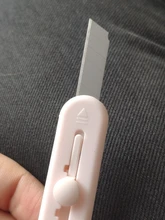 MINKYS-Mini cuchillo de bolsillo con Gato Kawaii, utensilio de utilidad artística, caja Express, cortador de papel, hoja rellenable para envolver, papelería