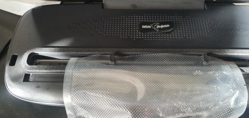 Отзыв о товаре Вакуумный электрический упаковщик пищевых продуктов White Dolphin 220В, 110В с функцией хранение пищи, вакуумная упаковка, вакуумные пакеты 10 шт в комплекте от пользователя A***k