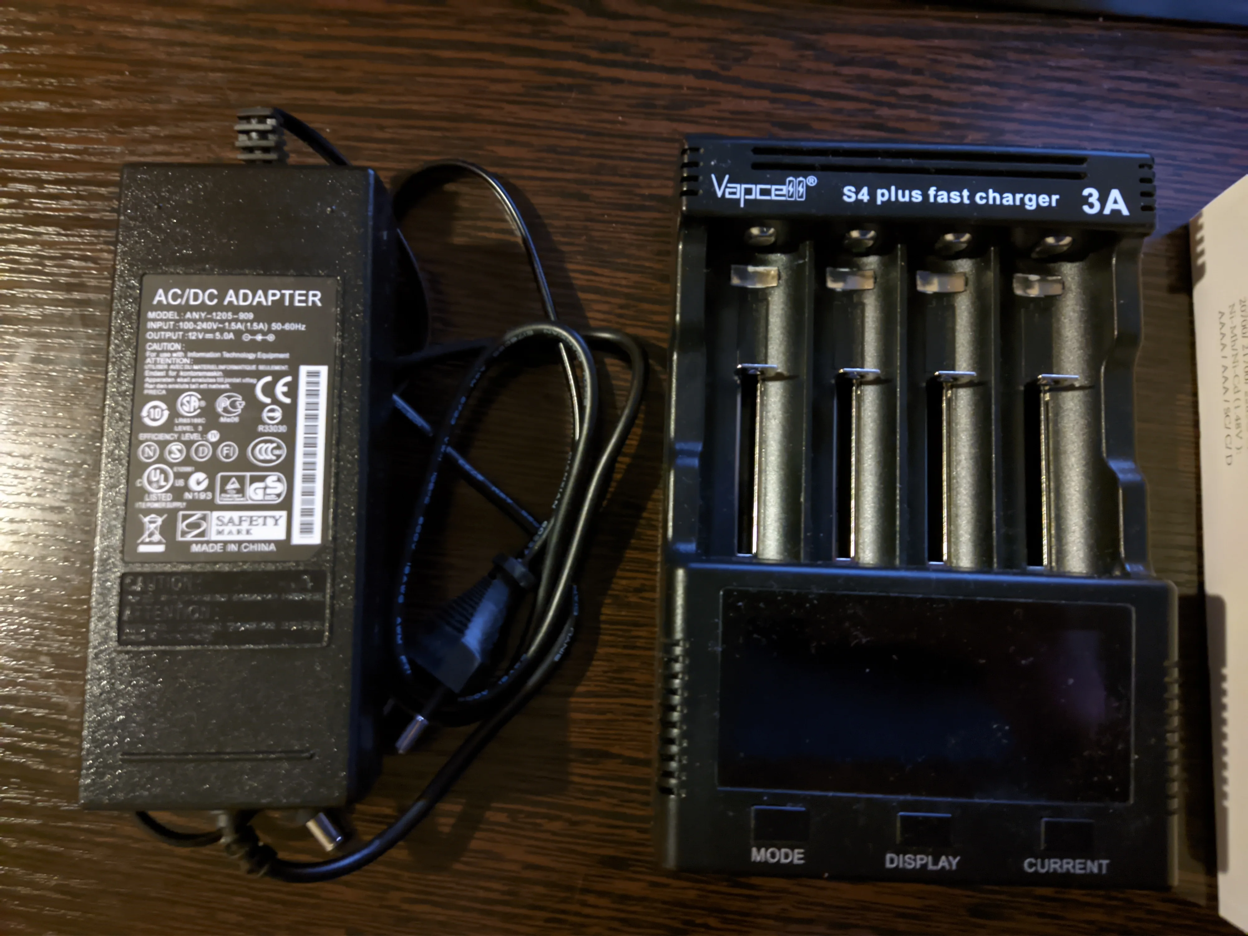 Vapcell s4 plus v 3.0. Vapcell s4 plus v 3.0