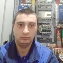A***v
