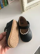 Mocasines de cuero suave para bebé, zapatos con suela de goma para recién nacido, primeros caminantes, con borde Floral, zapatos de bebé para niña, antideslizantes