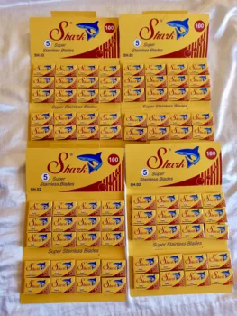 

400 Razors 4 Boxes Highest Shark Super Stainless Razor Blades