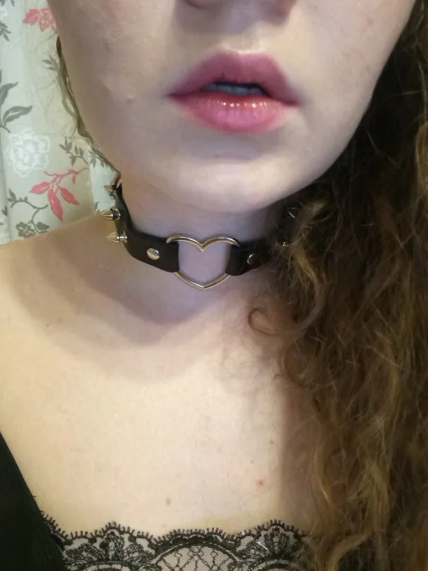 Choker With Spikes and Heart E-girl Pastel gothic photo review