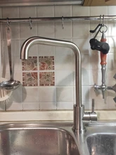 Frap-grifo de fregadero de cocina de acero inoxidable, rociador con pintura en aerosol negra, mezclador de agua fría y caliente de un solo Mango, Y40001/3