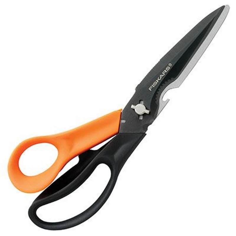 Многофункциональные ножницы Fiskars Cuts+More с титановым покрытием(1000809
