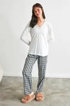 

Trendyol Plaid Woven Pajamas set THMAW21PT0413