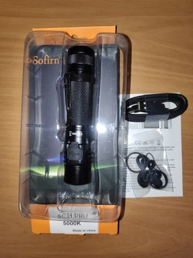 Отзыв о товаре Sofirn SC31 Pro Anduril 2,0 мощный фонарик 18650 лм SST40 светодиодный фонарик фонарь USB C перезаряжаемый синий зеленый черный цвет от пользователя R***n