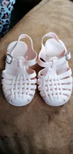 Los niños de verano sandalias bebé niña suave antideslizante zapatos de princesa Zapatos Niños caramelo zapatos Jelly de playa niños Casual romano zapatillas