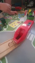 Tren eléctrico de madera con dos vagones para niños, con ranura magnética, Diecast, para regalar en Navidad