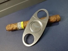 Cortador de cigarros de acero inoxidable, nuevo cortador de cigarros portátil clásico de Metal, guillotina con caja de regalo, tijeras para cigarros de Navidad, regalo cortador de puros cortapuros