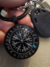 LLavero de pirata vikingo Vegvisir, colgante de cristal con patrón de brújula vikinga, el mejor regalo