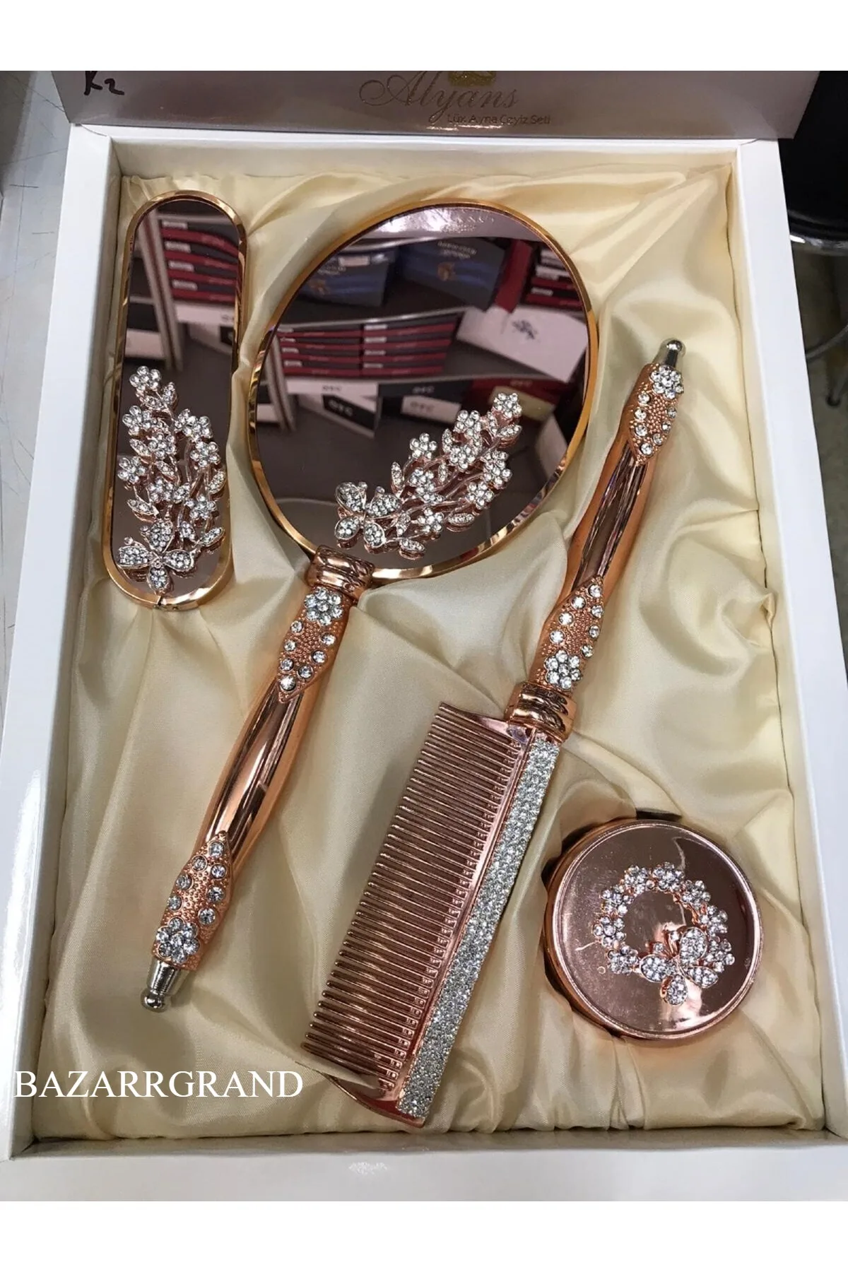 AWESOME GIFT IN GREAT COLOR Your comb set Luxury Mirror Comb Set, 4-piece  Dowry Set .