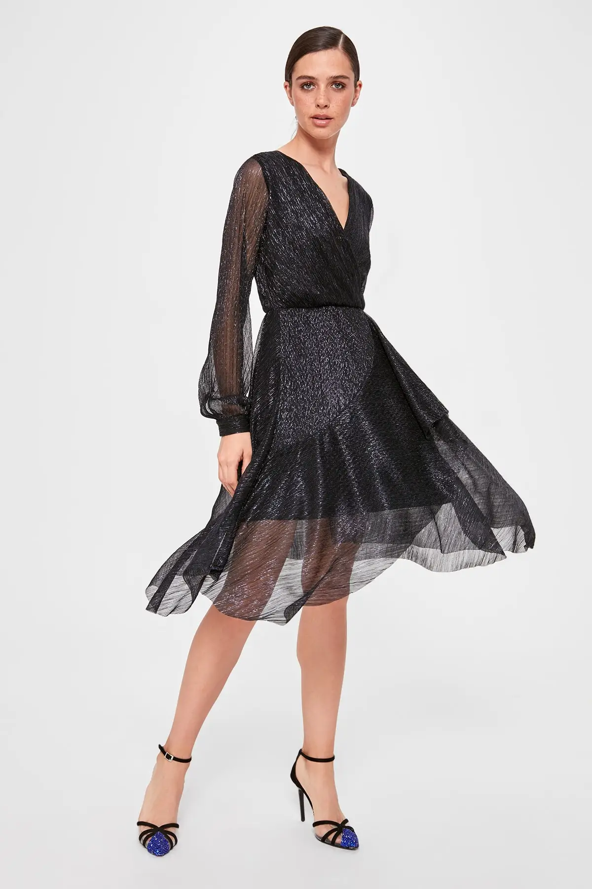 

Trendyol Glitter Dress TPRAW20EL1996
