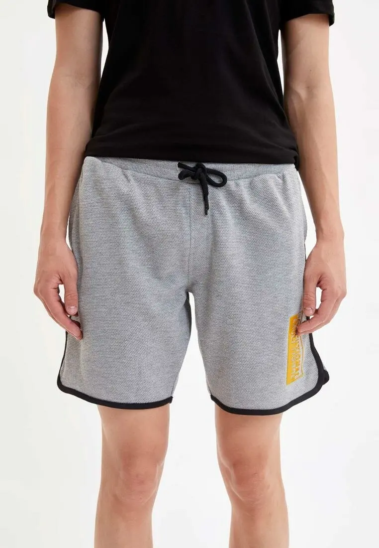 

DeFacto Man Summer Light Grey Casual Shorts Men Lace-up Sports Short Pants Male Loose Short-K7182AZ19HS