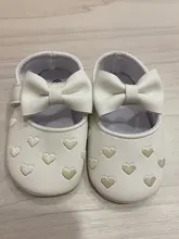 Mocasines de piel sintética para bebé, calzado para niño y niña, zapatos mocasines con suela blanda, zapatillas antideslizantes para cuna