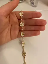 De moda blanco suave flores pulseras personalidad perla Metal minimalista crisantemo pulsera para Mujer Accesorios de la joyería