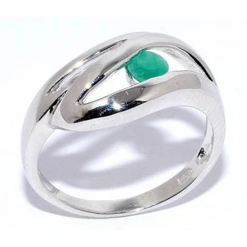 

Silver Wings ring with emeralds in silver