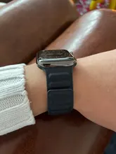 Correa de enlace de cuero para Apple watch, banda de 44mm, 40mm, 38mm, 42mm, pulsera de bucle magnético original, iWatch seires 3, 5, 4, 6 SE