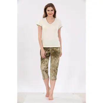 

Etoile women's spring/summer Bamboo Batik Pattern Short Sleeve Capri Set/Sleepwear 92016