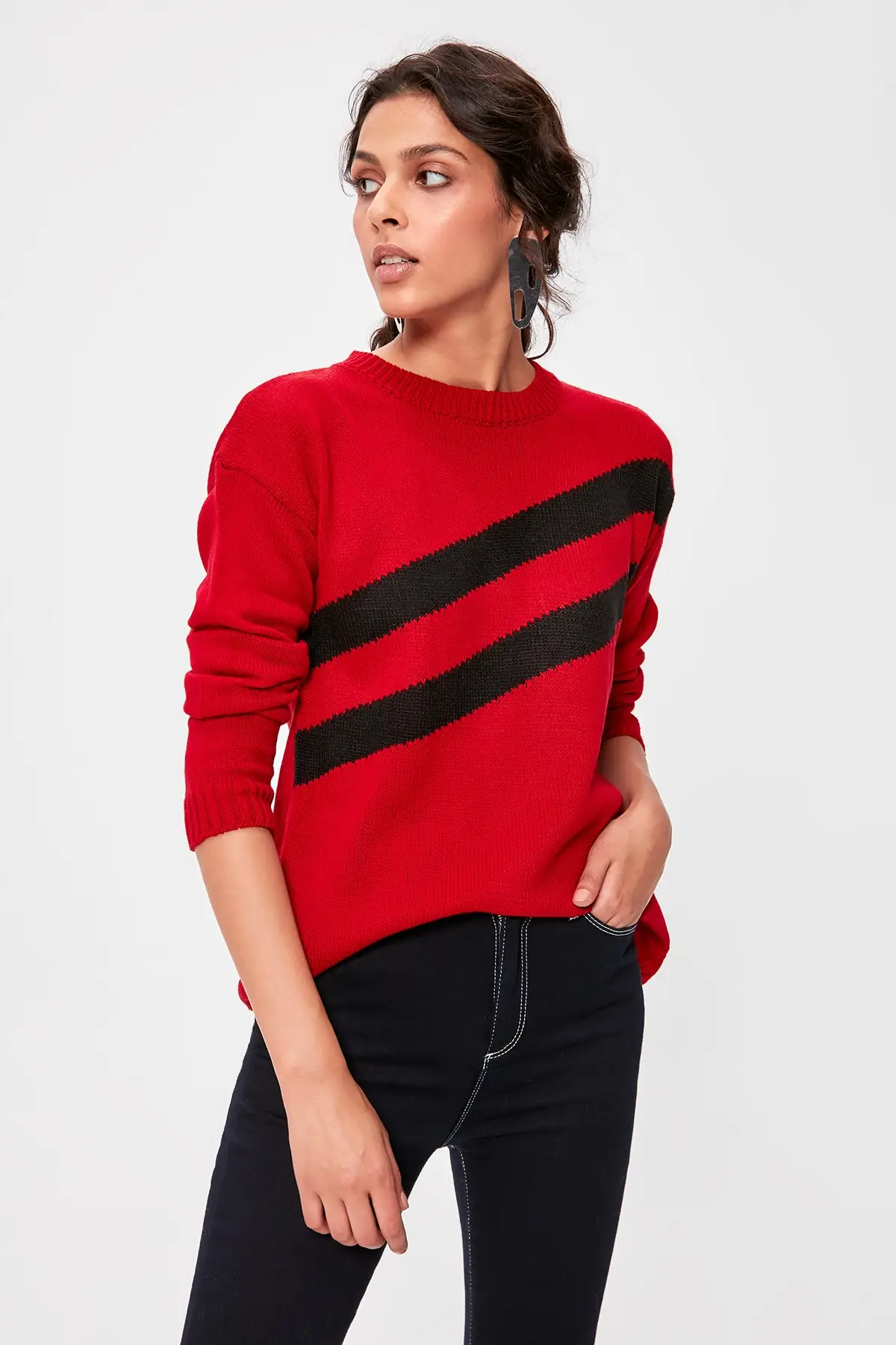 

Trendyol Red Asymmetrical Striped Knitwear Sweater TWOAW20KZ0437