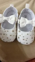 Zapatos de cuna para niño niña recién nacido, zapatillas informales con estampado de lunares y lazo