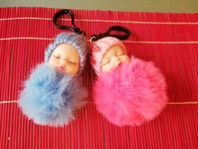 Llaveros de muñeca de juguete para mujer, llaveros de peluche de piel sintética con pompón esponjoso, para dormir