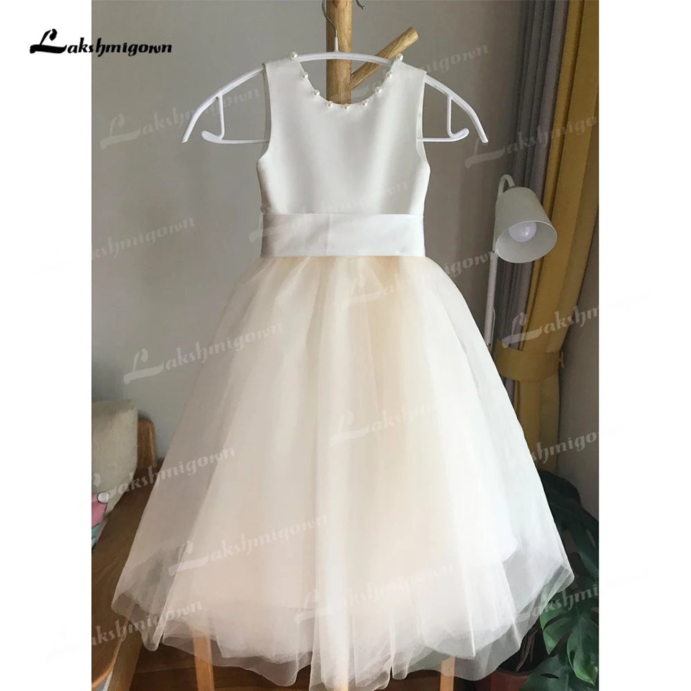 2022 Tulle Avorio Bianco Champagne Flower Girl Dress V Back Top Dress Con Perle Vestidos De Primera Comunion