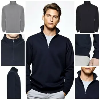 

Hooded Man with half zipper a tone and long neck. Aneto
