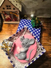 Мышонок на мыле в виде овала Мышонок на мыле в виде овала