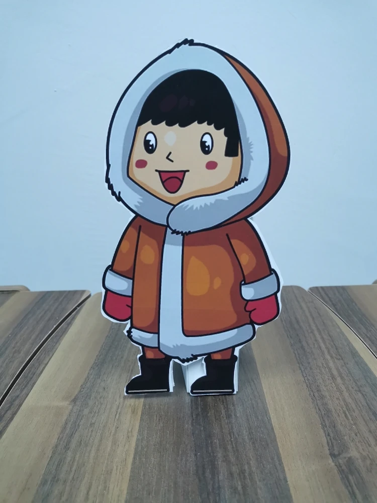 Simpatico Eskimo Kid Foam-Board Ritaglio Standee Con Supporto In Cartone, Decorazione Di Compleanno Per Bambini, Eskimo Concept Party Supplies