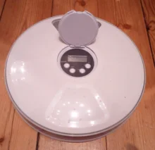 Pet-Feeder Cat-Dispenser Automatic Food-Feed-Tool Dry with Voice-Remind 6-Grids/pet 24h-Timer