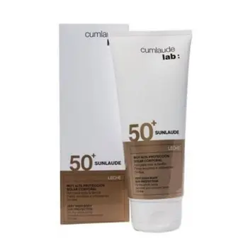 

Cumlaude Sunlaude Extreme Plus SPF50 Body Milk 200 ml + Gift