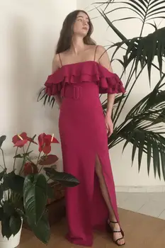 

Trendyol Arched Flywheel Detailed Evening & Prom Gown TPRSS20AE0222