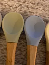 Cuchara de madera de silicona para alimentación de bebé, cucharilla de punta suave orgánica, sin BPA, Material de grado alimenticio, regalos para niños pequeños