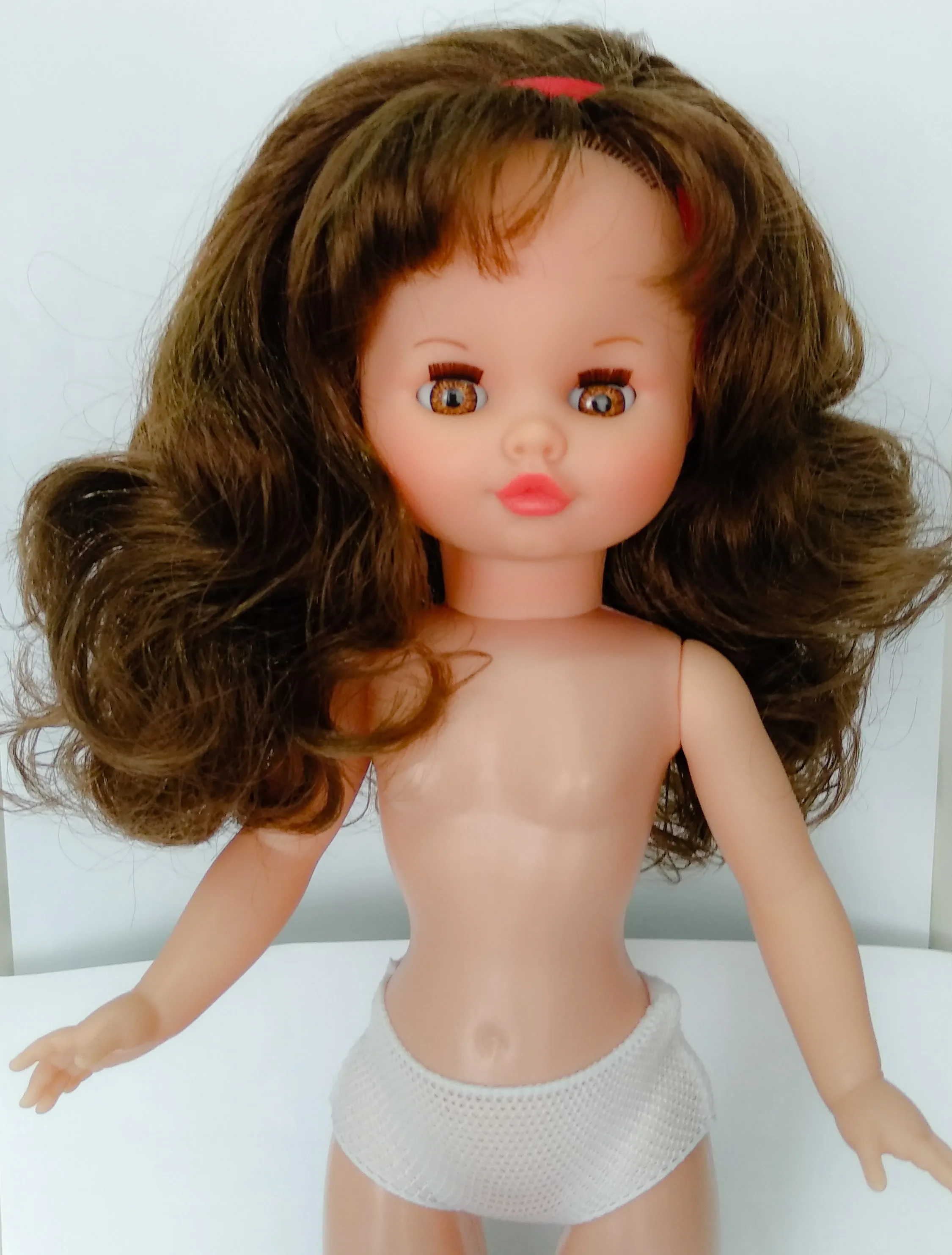 Lovedoll Sintra NUDE 42 см. В комплект входят узоры. Похожая Нанси фамоса. Изготовлено в Испании народными артесаниями