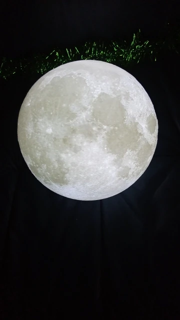 Ultimate Multicolours Moon Lamp 20CM photo review