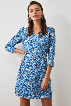

Trendyol Double Breasted Collar Dress TWOAW21EL0595
