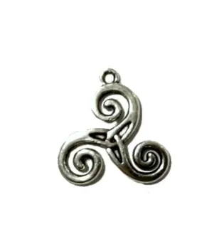 

AMULET TRISQUEL moves energy