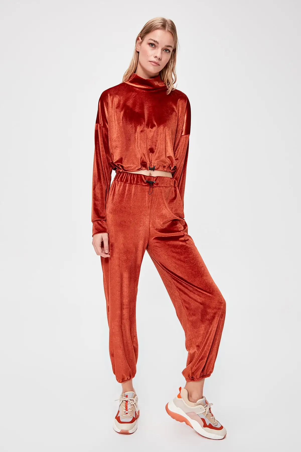 Trendyol бархатные трикотажные спортивные штаны TWOAW20EA0120