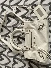 Bolso europeo de cuero PU para motocicleta para mujer, bandoleras cruzadas con remaches y borlas