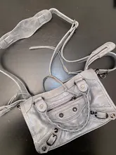 Bolso europeo de cuero PU para motocicleta para mujer, bandoleras cruzadas con remaches y borlas