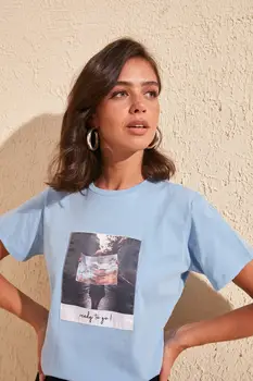 

Trendyol Polaroid Printed Basic Knitted T-Shirt TWOSS20TS0018
