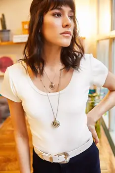 

Ola Women 'S Black Wide Collar Camisole Blouse BLZ-19000960