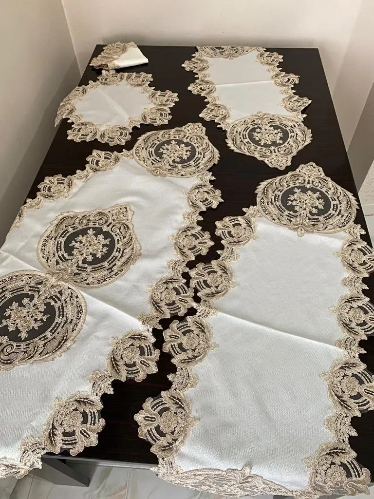 

Lux 5 Parça Salon Takımı