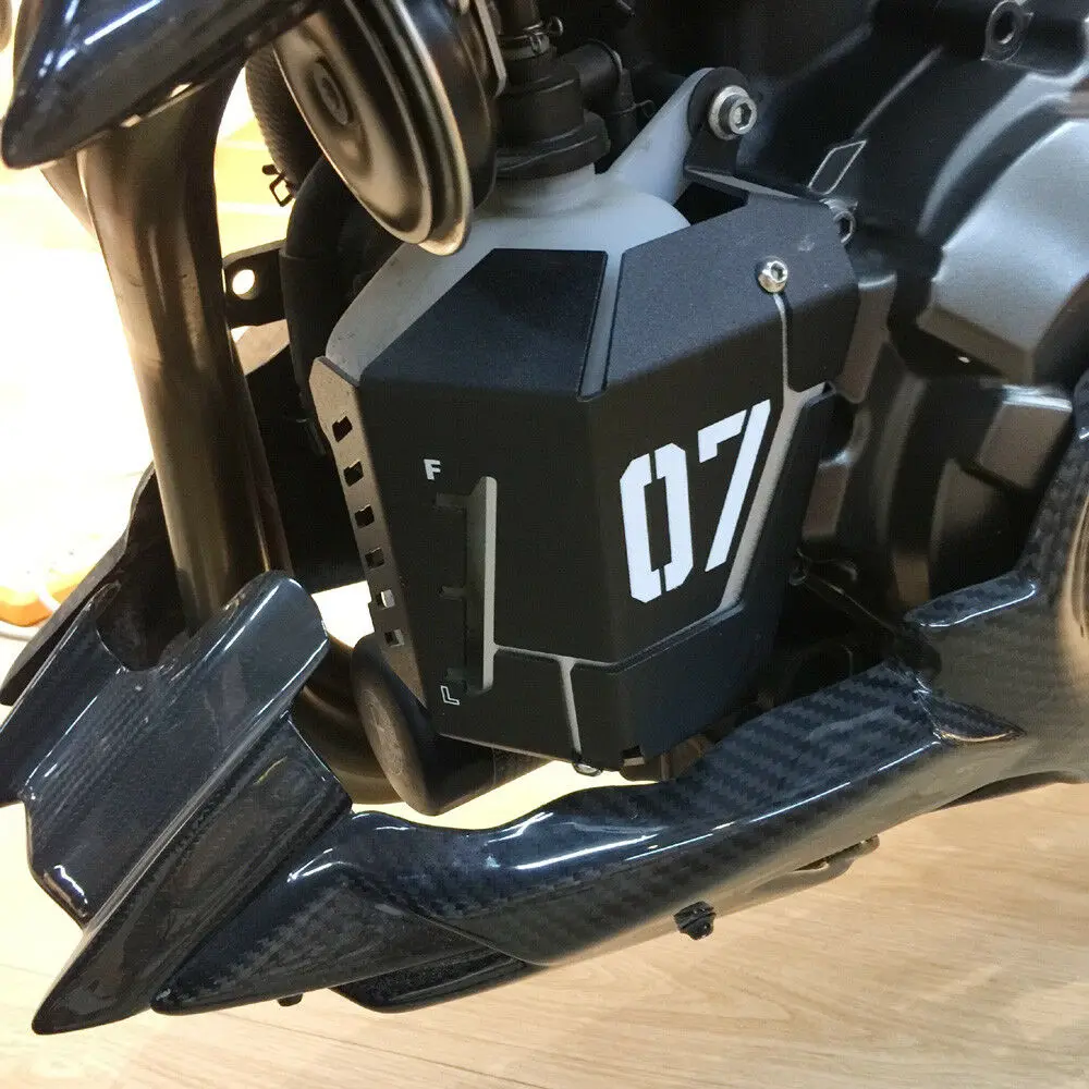 Радиатор мотоцикла воды Хладагент резервуар гвардии крышки топливного бака для Yamaha FZ07 MT07 FZ MT 07 FZ-07 MT-07 2013
